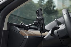 Holder Pitaka MagEZ Car Mount Pro Qi2 - Tesla