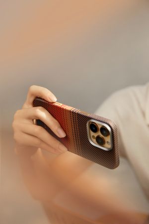 Case Pitaka Ultra Slim Iphone 16 Pro Sunset